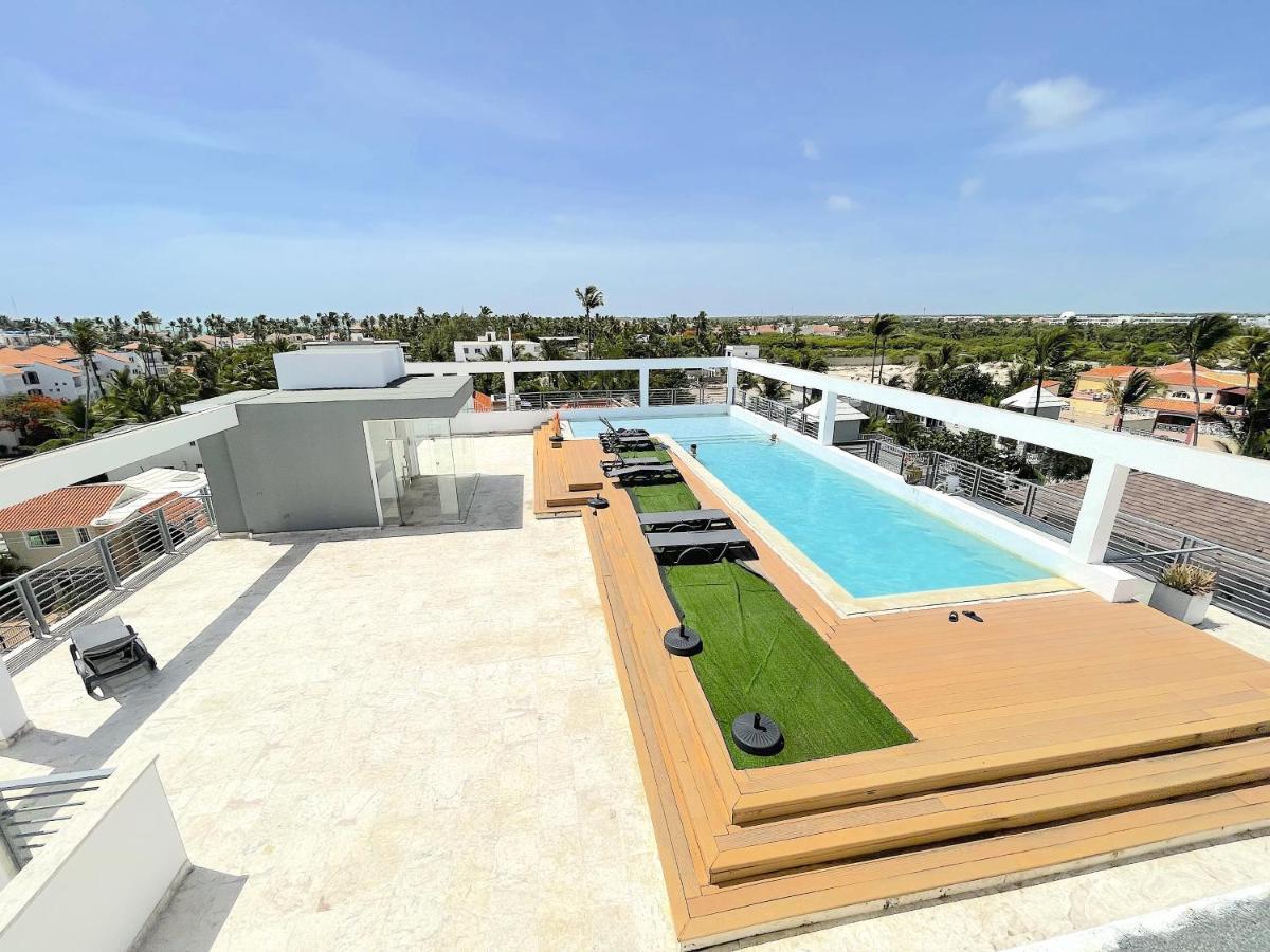 Rooftop Pool Ducassi Studio Suites Deluxe Hotel Beach Club & Spa Пунта Кана Екстериор снимка