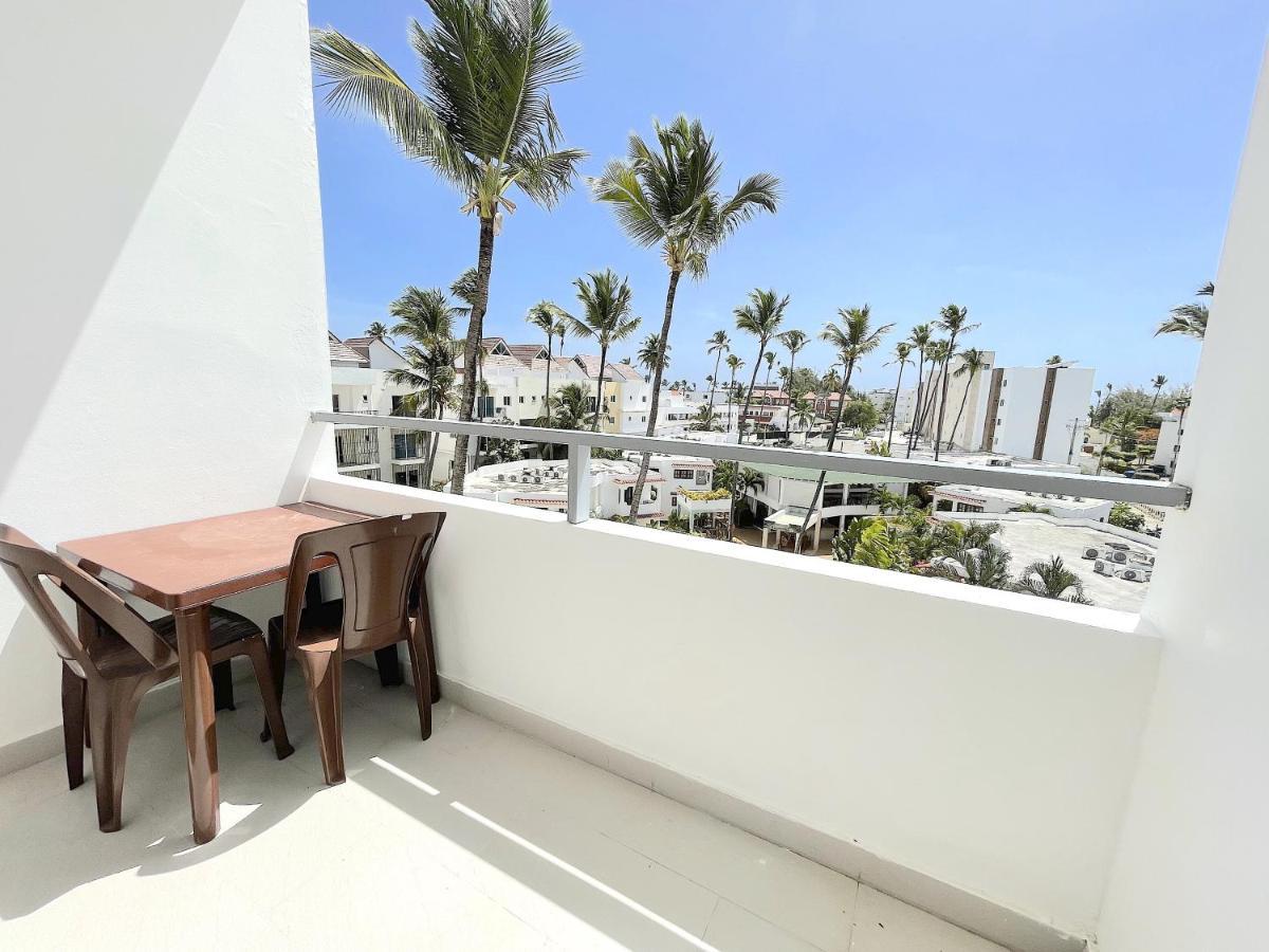 Rooftop Pool Ducassi Studio Suites Deluxe Hotel Beach Club & Spa Пунта Кана Екстериор снимка
