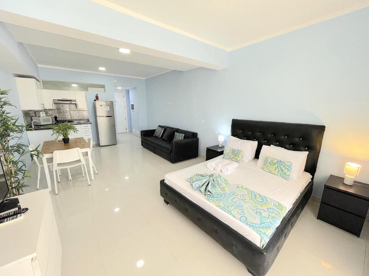 Rooftop Pool Ducassi Studio Suites Deluxe Hotel Beach Club & Spa Пунта Кана Екстериор снимка